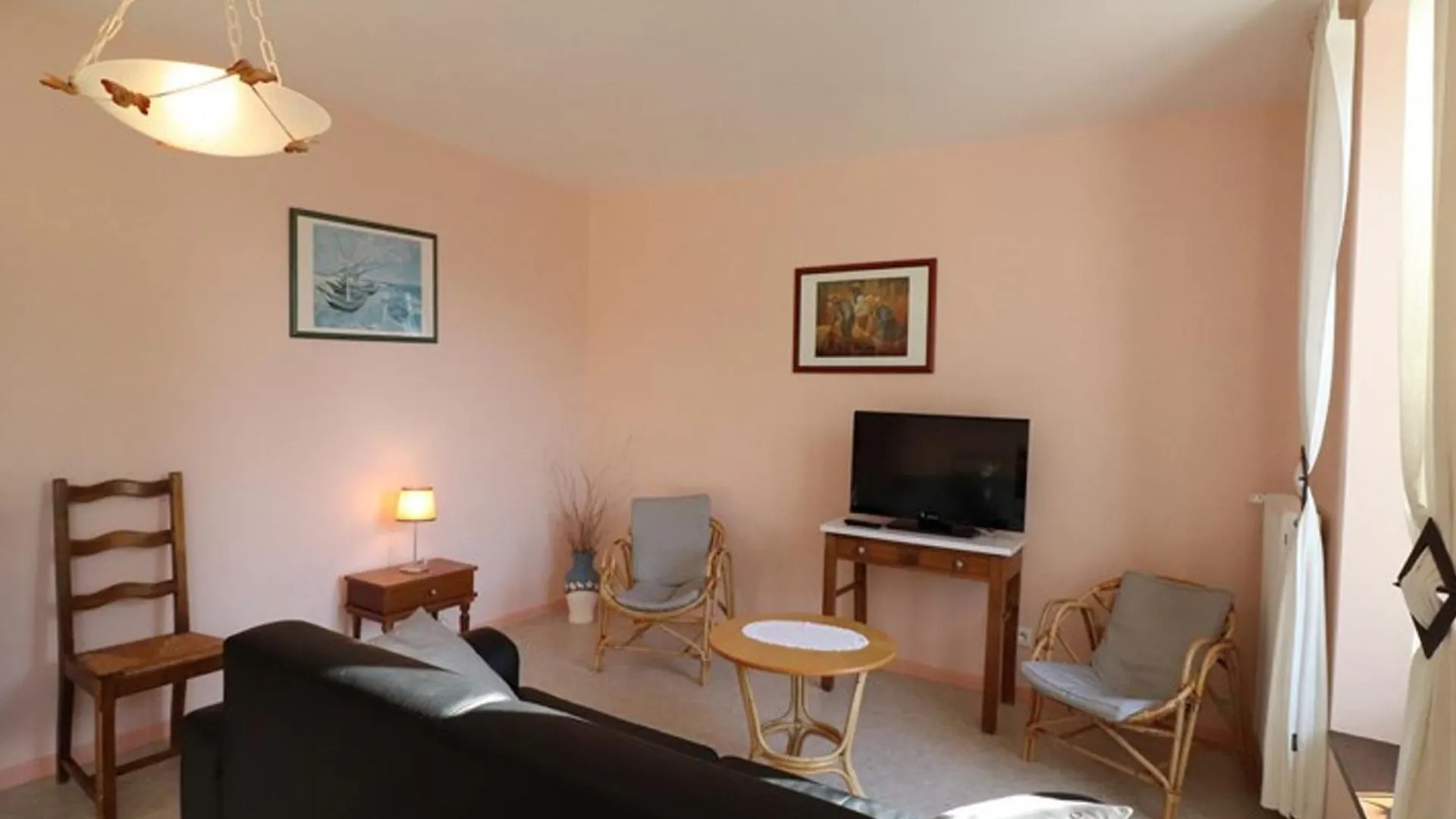 Gite Renove Pres Du Lac De Saint-Etienne Cantales, 4 Pers, Tout Equipe Avec Jardin, Tv, Wifi Et Plus ! - Fr-1-742-400 Saint-Gerons