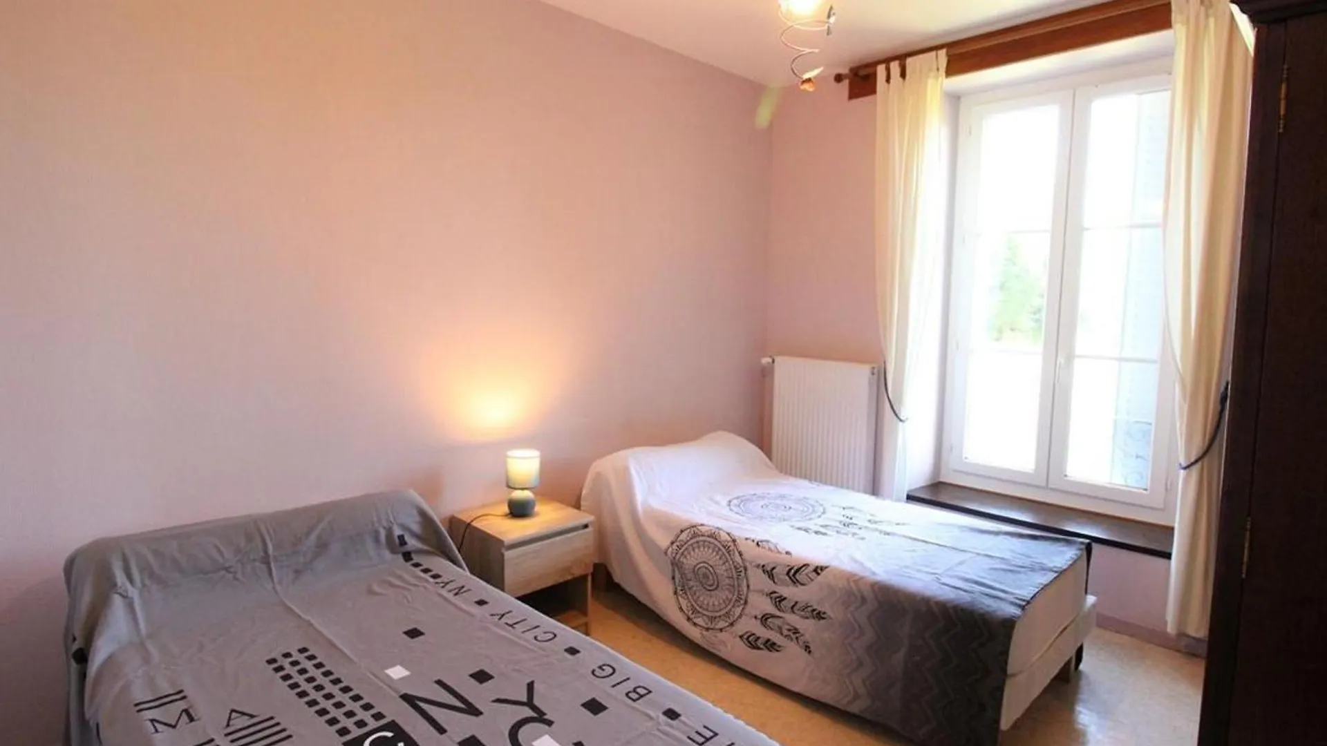 Holiday home Gite Renove Pres Du Lac De Saint-Etienne Cantales, 4 Pers, Tout Equipe Avec Jardin, Tv, Wifi Et Plus ! - Fr-1-742-400